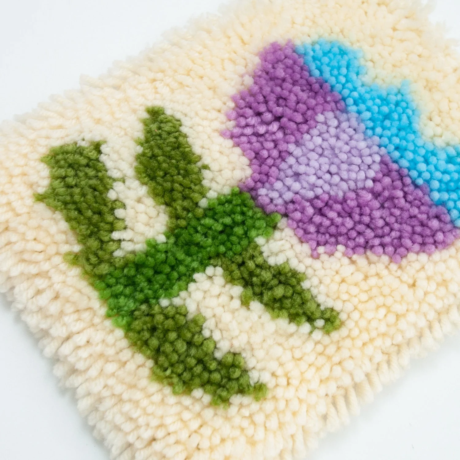 Beginner Mini Latch Hook Wall Hanging Kit Floral Series - Purple Tulip - Image 5